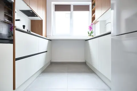 Fitted kitchen