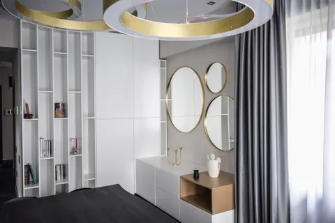 Display cabinet & console