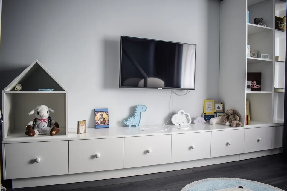 Children’s room furniture