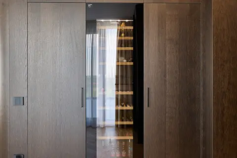Veneer cabinetry