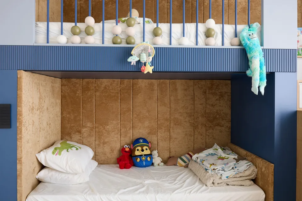 Bunk bed