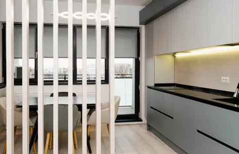 Kitchen & divider