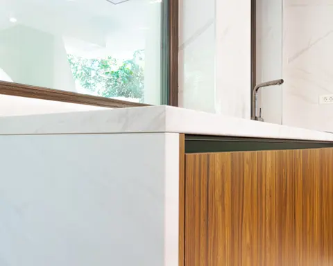 Worktop edge detail
