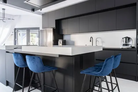Kitchen and island seating