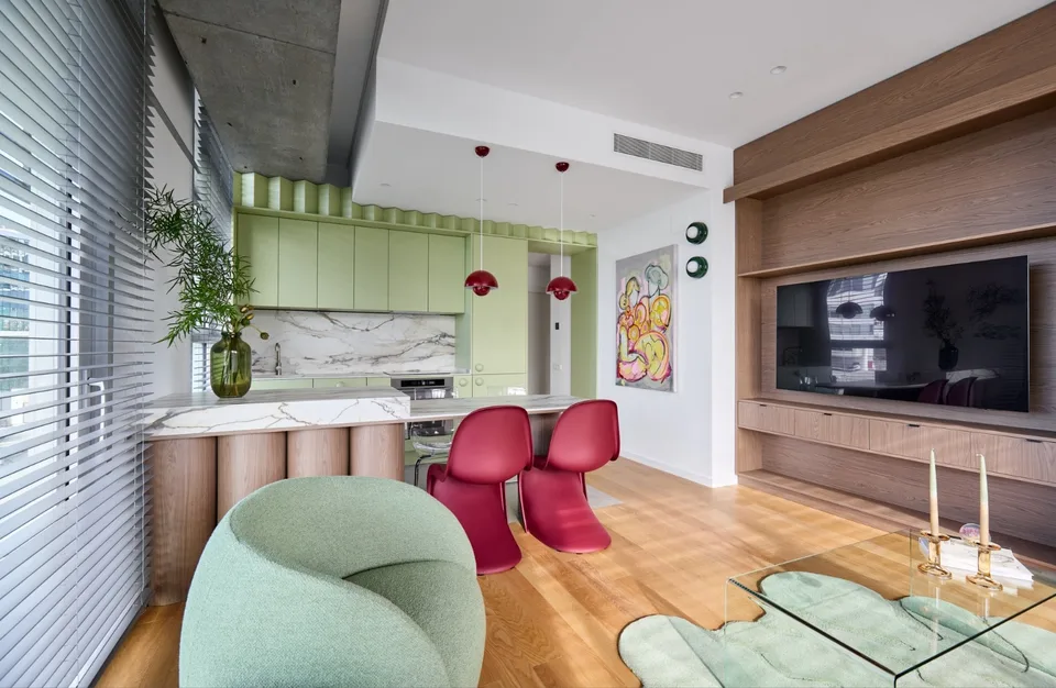 Kitchen & living room