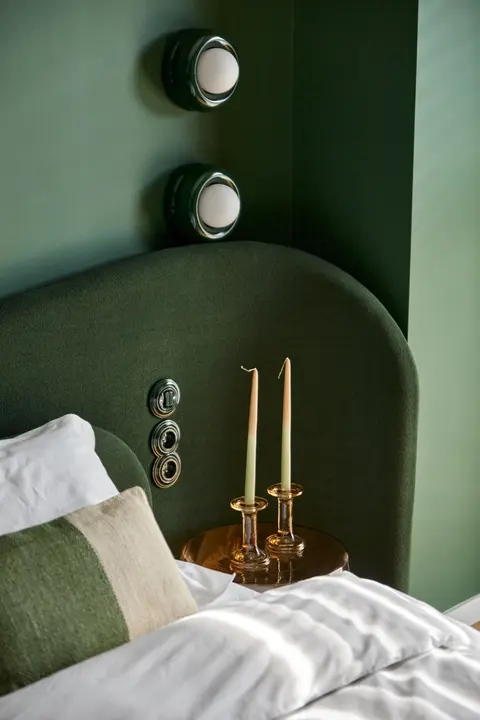 Upholstered headboard
