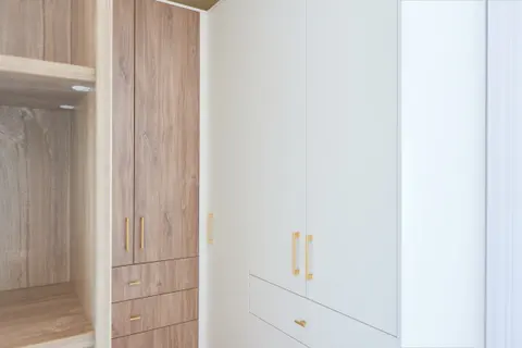 Wardrobe & open shelving